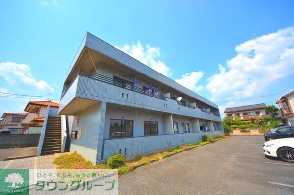 カステリヨ 三光の物件外観写真